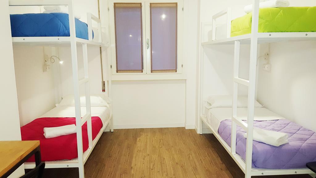 Lake Garda Hostel Salò Kültér fotó