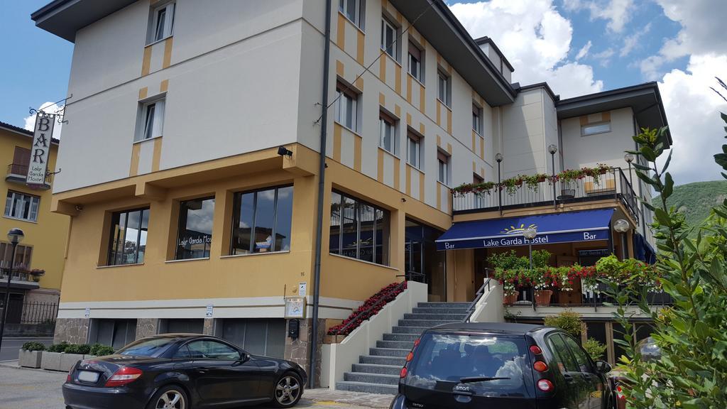 Lake Garda Hostel Salò Kültér fotó