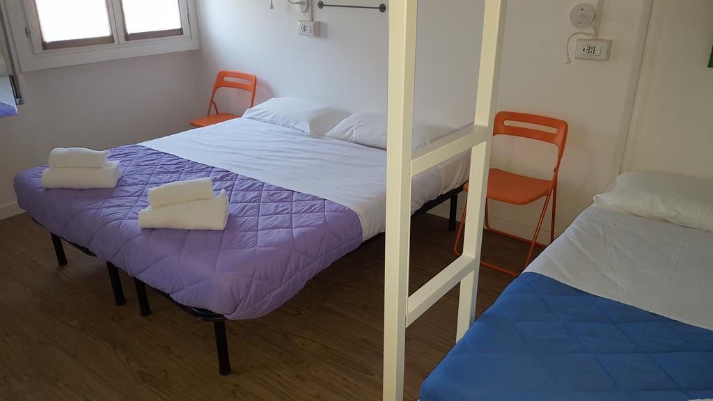 Lake Garda Hostel Salò Kültér fotó