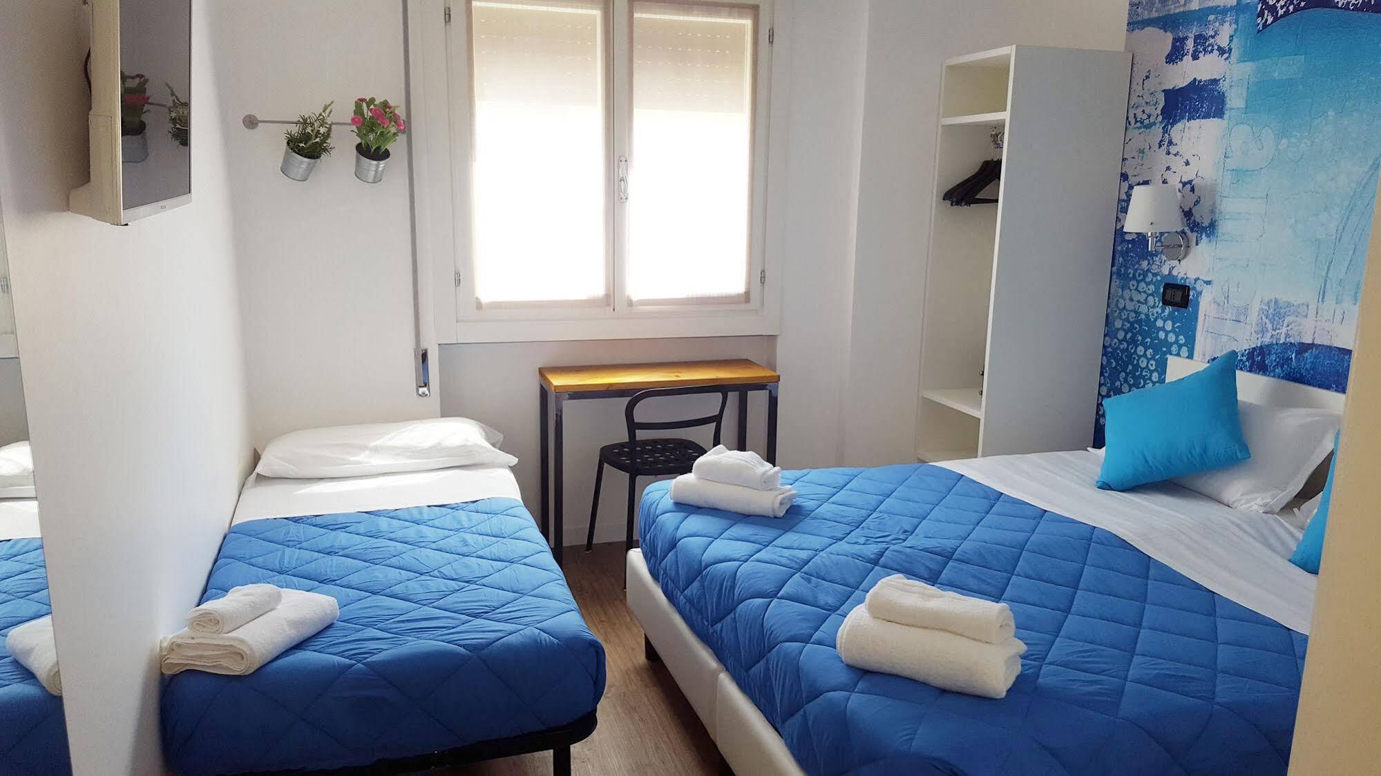 Lake Garda Hostel Salò Kültér fotó